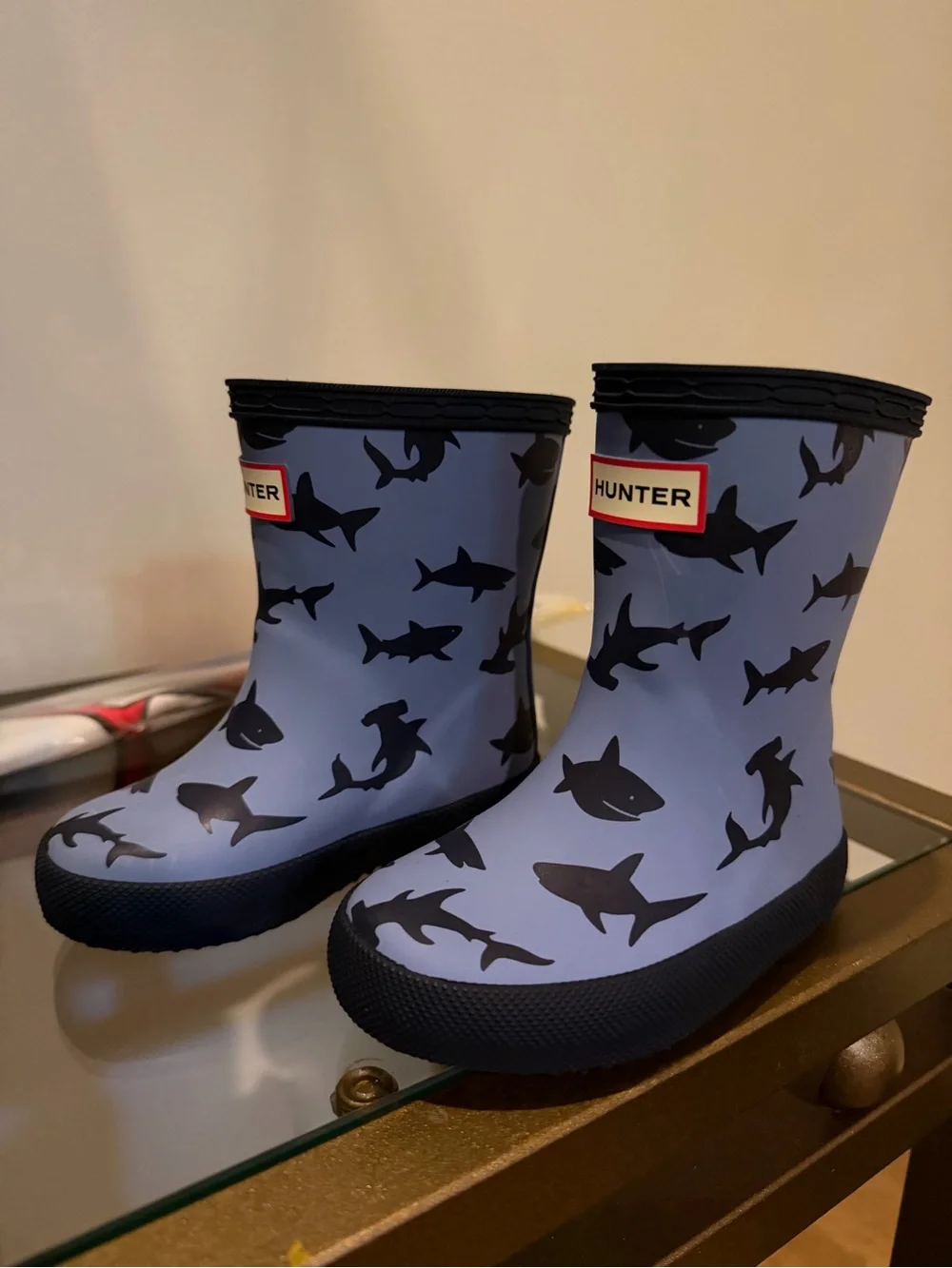Hunter Kids Light Blue Shark-Print Rain Boots